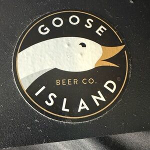 Goose Island Beer Flight Servers PAIR